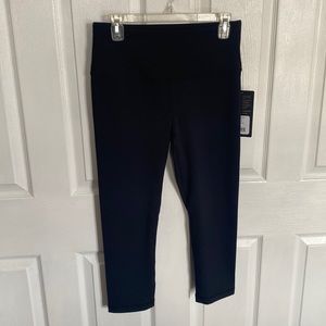 NWT 90 Degree by Reflex | Black Capri Leggings